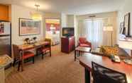 Common Space 7 Residence Inn by Marriott Fredericksburg