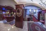 Lobby Hotel Urania