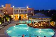 Swimming Pool Ambassador Hotel Thessaloniki