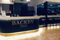 Bar, Kafe dan Lounge Backby Manor