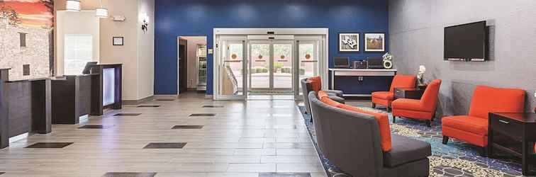 Lobby La Quinta Inn & Suites by Wyndham San Antonio Northwest