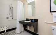 Toilet Kamar 5 Fairfield Inn & Suites by Marriott Lakeland Plant City