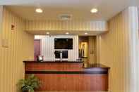 Lobi Cobblestone Inn & Suites - Brillion