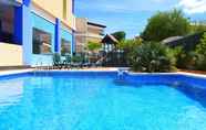 Swimming Pool 2 Rentalmar Costa Verde