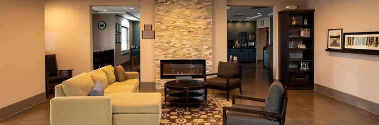 Lobby Country Inn & Suites by Radisson, Wilson, NC