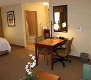 ห้องนอน 7 Hampton Inn & Suites Cedar Rapids - North