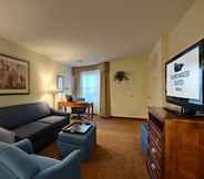 Common Space 2 Homewood Suites by Hilton East Rutherford - Meadowlands