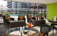 Bar, Kafe, dan Lounge 2 TIME Oak Hotel & Suites