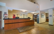 Lobby 2 Comfort Suites Grayslake near Libertyville North