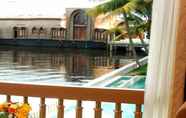 Tempat Tarikan Berdekatan 4 Lemon Tree Vembanad Lake Resort, Kerala