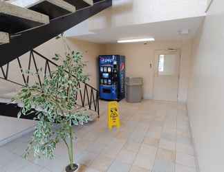 Lobby 2 Econo Lodge City Centre