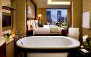 ห้องน้ำภายในห้อง 6 The Ritz-Carlton, Shenzhen