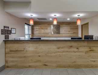 Lobi 2 Comfort Inn & Suites High Point - Archdale