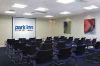 Functional Hall Park Inn by Radisson Belfast