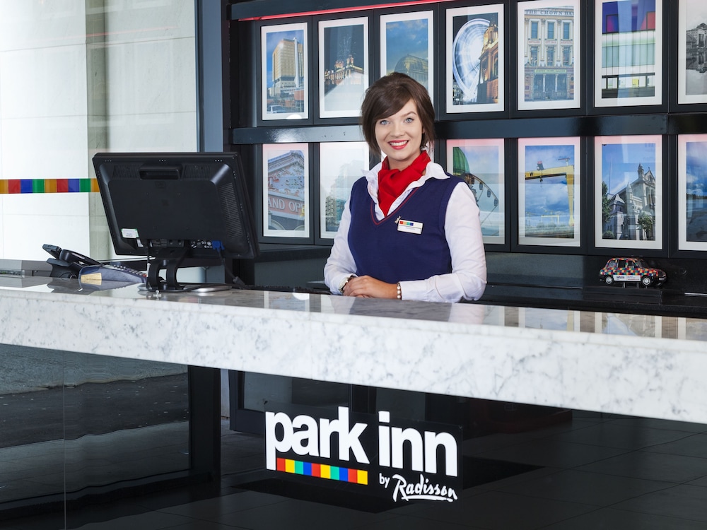 Lobby 4 Park Inn by Radisson Belfast