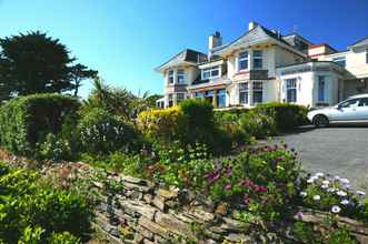 Exterior 4 Porth Avallen Hotel