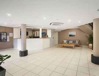 Lobby 2 Terrigal Sails Serviced Apartments