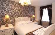 Bedroom 6 The Old Crown Coaching Inn