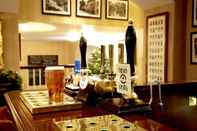 บาร์ คาเฟ่ และเลานจ์ The Talbot Hotel, Malton, North Yorkshire