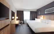 Bedroom 4 Leonardo Hotel London Watford - Formerly Jurys Inn