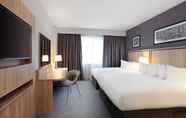 Bedroom 4 Leonardo Hotel London Watford - Formerly Jurys Inn