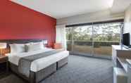 Bedroom 7 Travelodge Hotel Hobart Airport