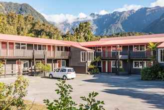 Exterior 4 Heartland Hotel Glacier Country