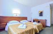 Bedroom 2 Standard Hotel Udine