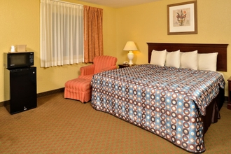 Bedroom 4 Americas Best Value Inn Starke