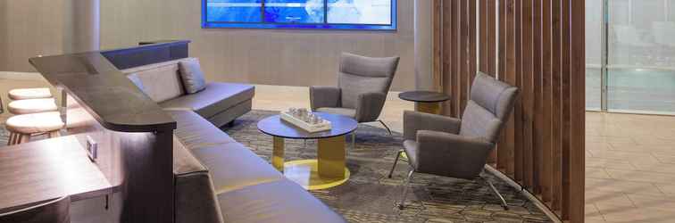 Lobi SpringHill Suites by Marriott Salt Lake City Airport