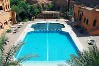 สระว่ายน้ำ Hôtel Farah Al Janoub