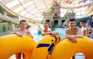 สระว่ายน้ำ 7 Aquaworld Resort Budapest