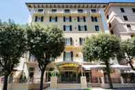 Bangunan Grand Hotel Francia & Quirinale