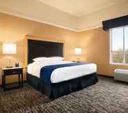 Bedroom 3 DoubleTree by Hilton Hotel Oklahoma City Airport