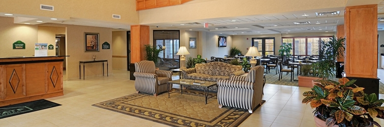 Lobby Wingate By Wyndham Lagrange