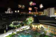 Kolam Renang Waldorf Astoria Orlando