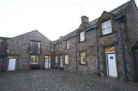 ภายนอกอาคาร Muncaster's Coachman's Quarters - B&B