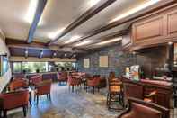 Bar, Cafe and Lounge Club Mahindra Snow Peak Manali