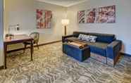 Common Space 3 Springhill Suites by Marriott New Bern
