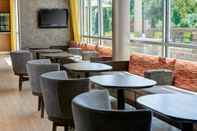 Bar, Cafe and Lounge SpringHill Suites by Marriott Saginaw