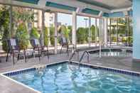 สระว่ายน้ำ SpringHill Suites by Marriott Saginaw