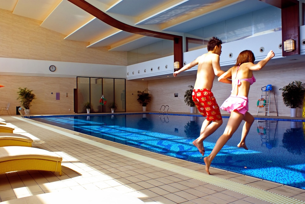 Swimming Pool Millennium Hotel Wuxi