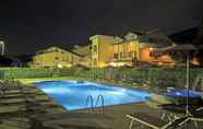 Swimming Pool 6 Park Hotel La Pineta