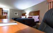Bedroom 6 Days Inn & Suites by Wyndham Edmonton Airport