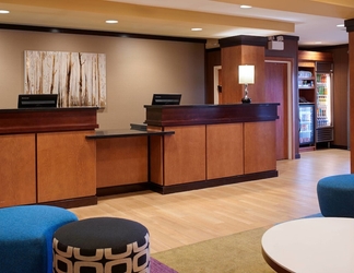 Lobby 2 Fairfield Inn & Suites by Marriott New Buffalo