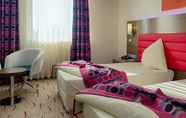 Kamar Tidur 4 Airport Global Hotel