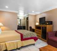 Bedroom 5 Rodeway Inn Cypress - Near Cypress College