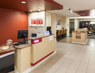 Lobby 2 TownePlace Suites by Marriott Columbia Southeast/Ft Jackson