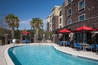 Swimming Pool TownePlace Suites by Marriott Columbia Southeast/Ft Jackson