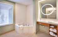 In-room Bathroom 7 SpringHill Suites by Marriott Provo